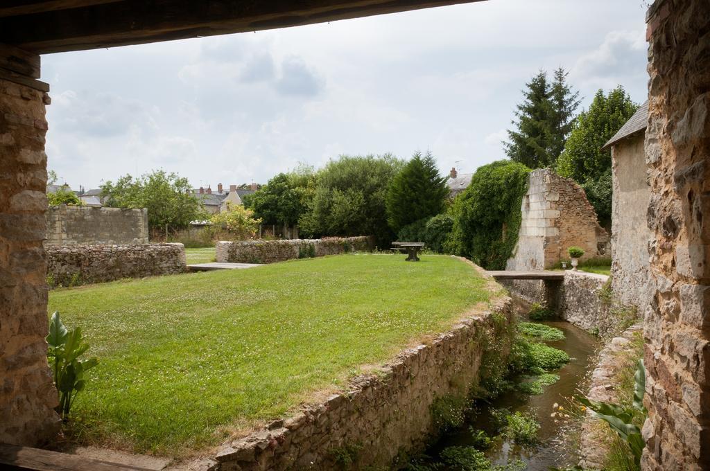 Gite Des Grands Moulins De Bauge Bauge-en-Anjou Exterior foto